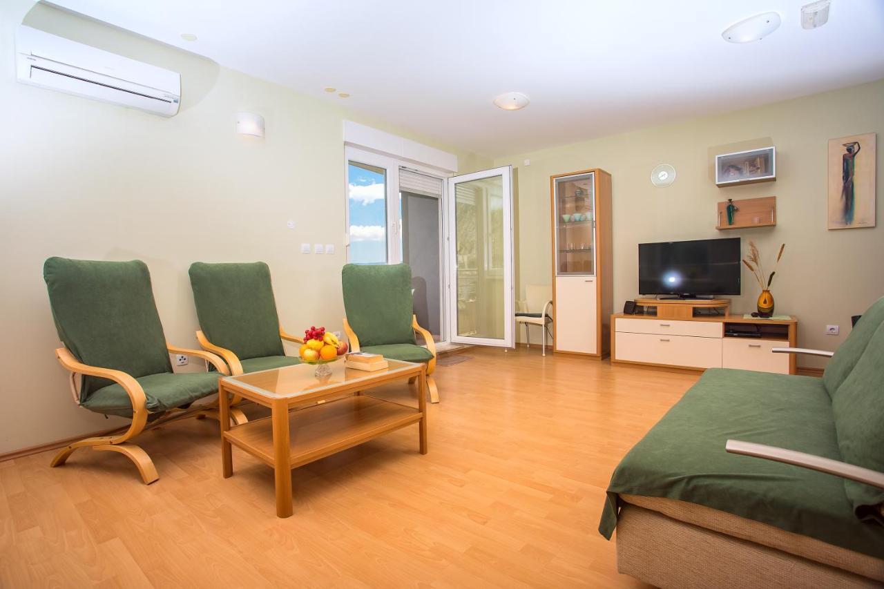 Apartmani Ribnjak Seka Omiš Exterior foto