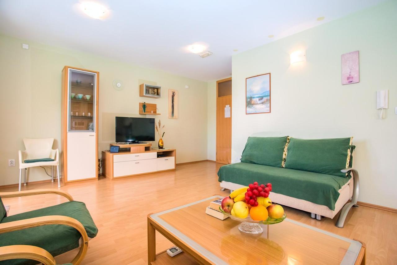 Apartmani Ribnjak Seka Omiš Exterior foto