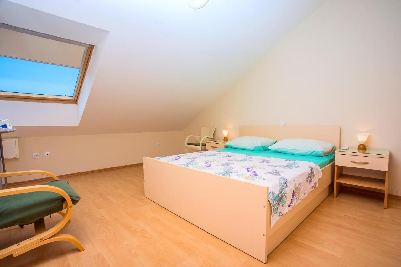 Apartmani Ribnjak Seka Omiš Exterior foto